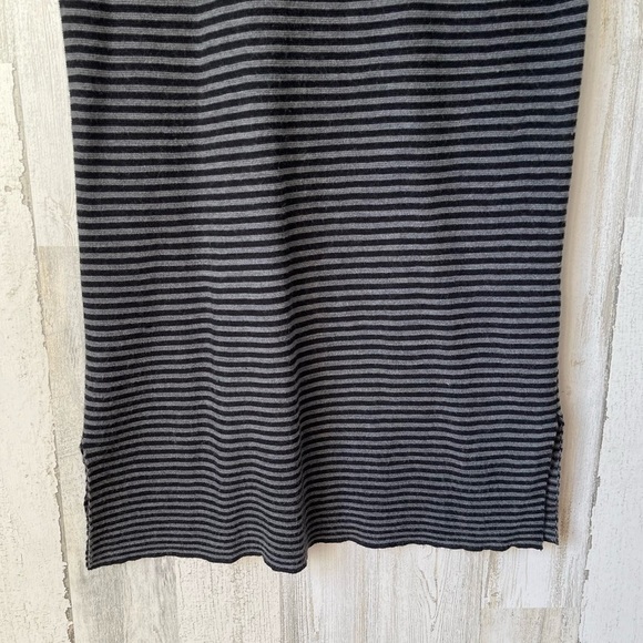Eileen Fisher Gray Black Striped Merino Wool Turtleneck Sweater Tunic Size S - Picture 6 of 12